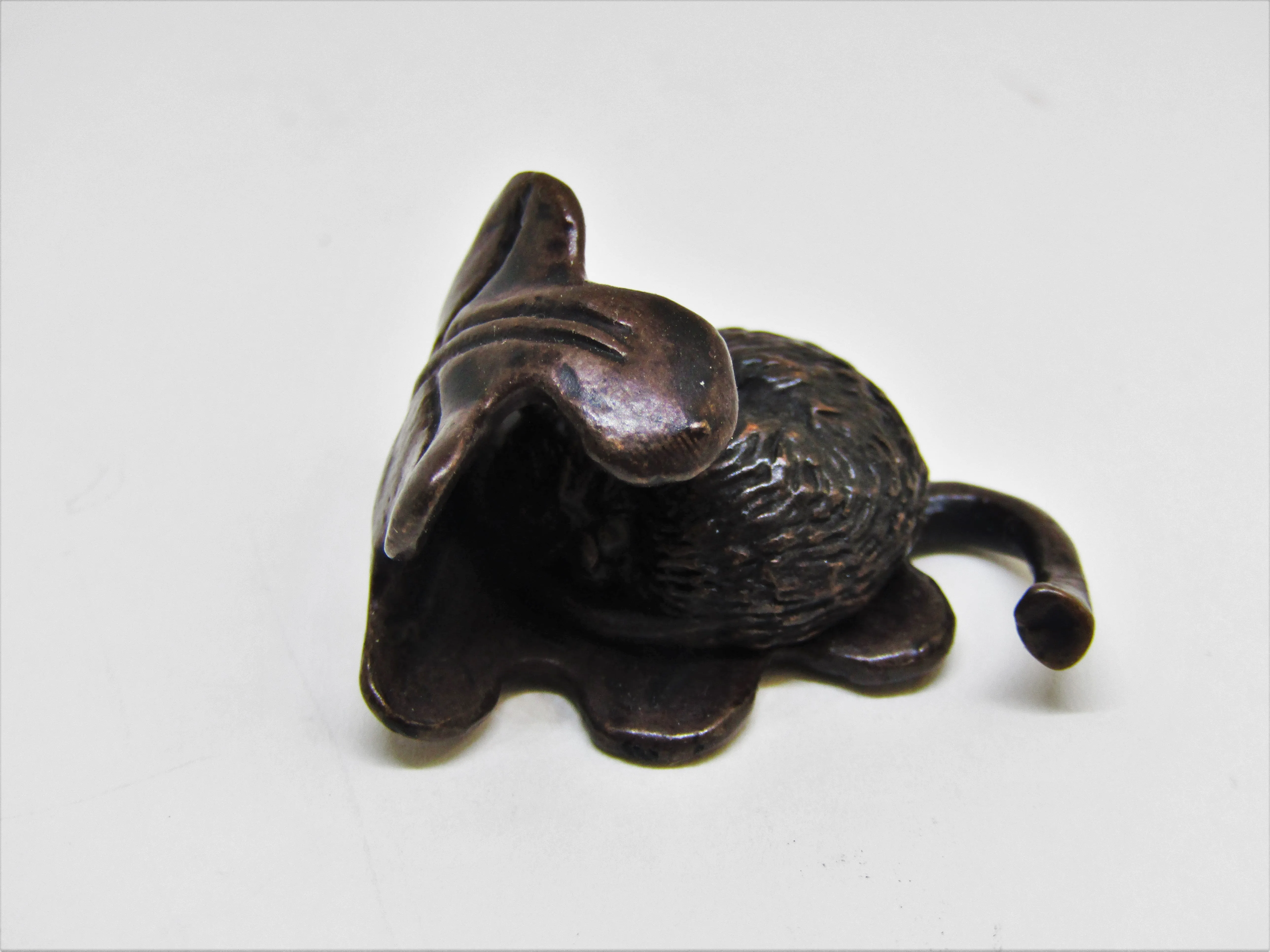 Bronze Miniature Sleeping Mouse in Oak Leaf