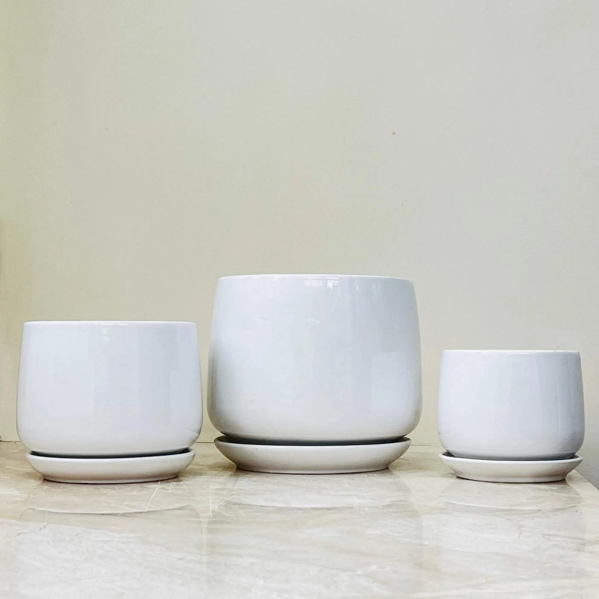 Chic White Ceramic Pot Set Of 3