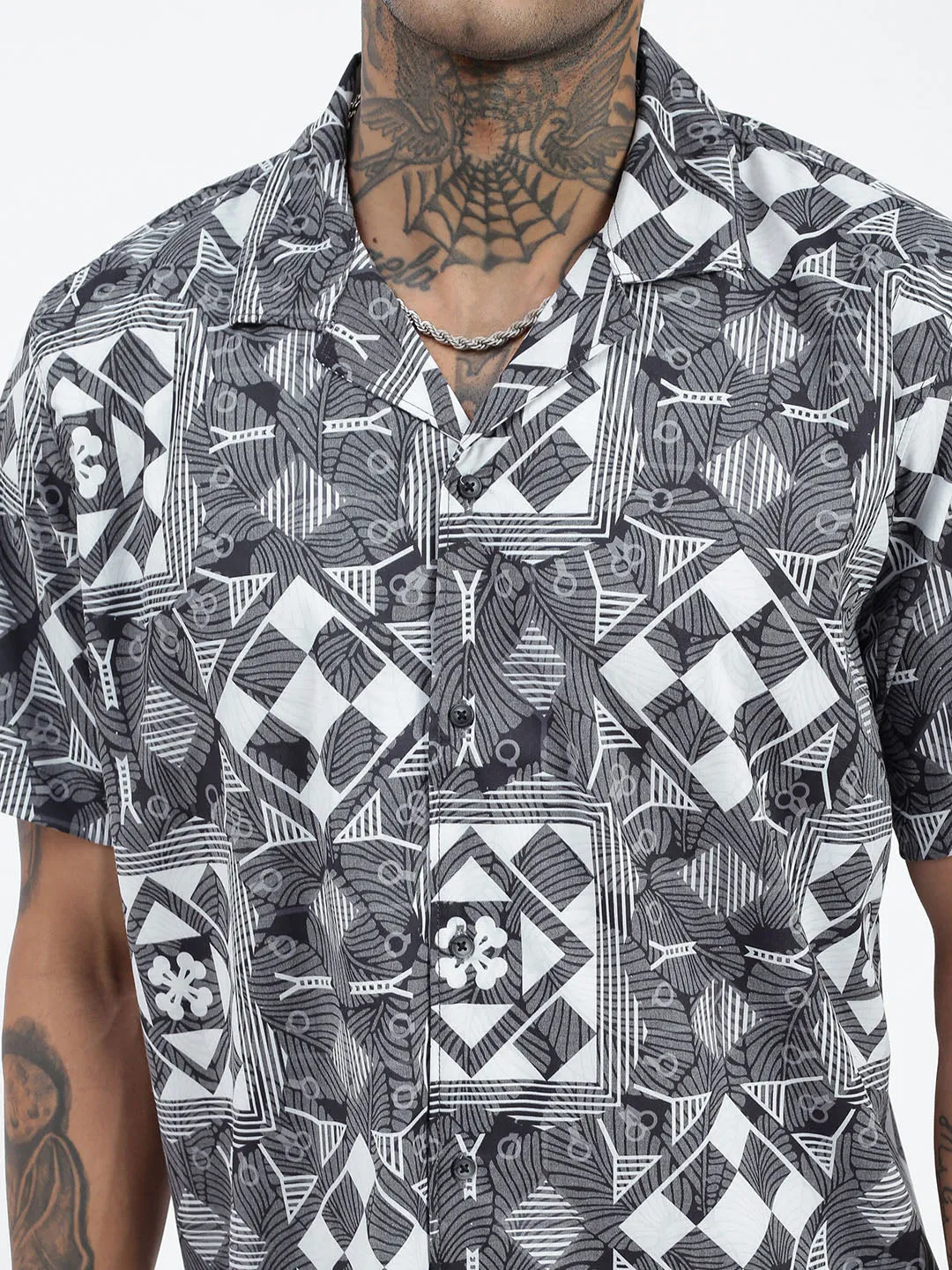 Men Geometric Grey Relaxed Fit Casual Shirt