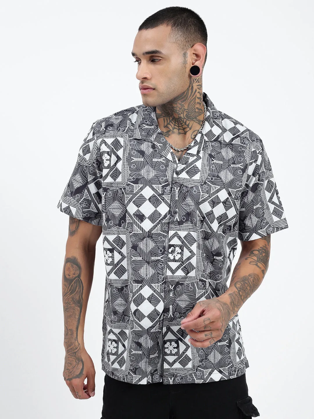 Men Geometric Grey Relaxed Fit Casual Shirt