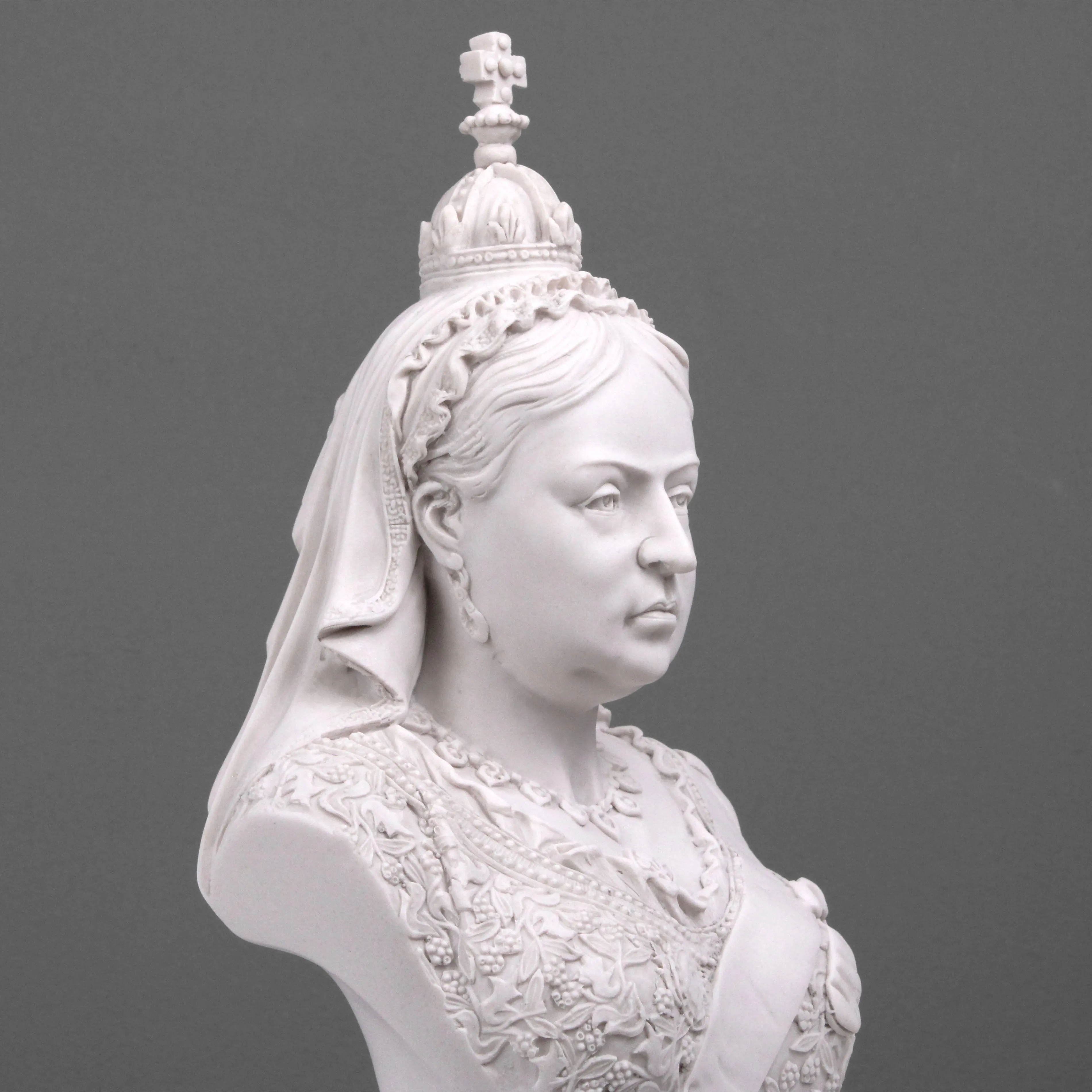 Queen Victoria Bust Sculpture