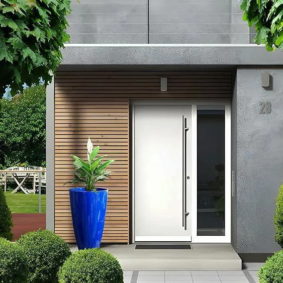 SG Traders™ Tall Savannah Plant Pot