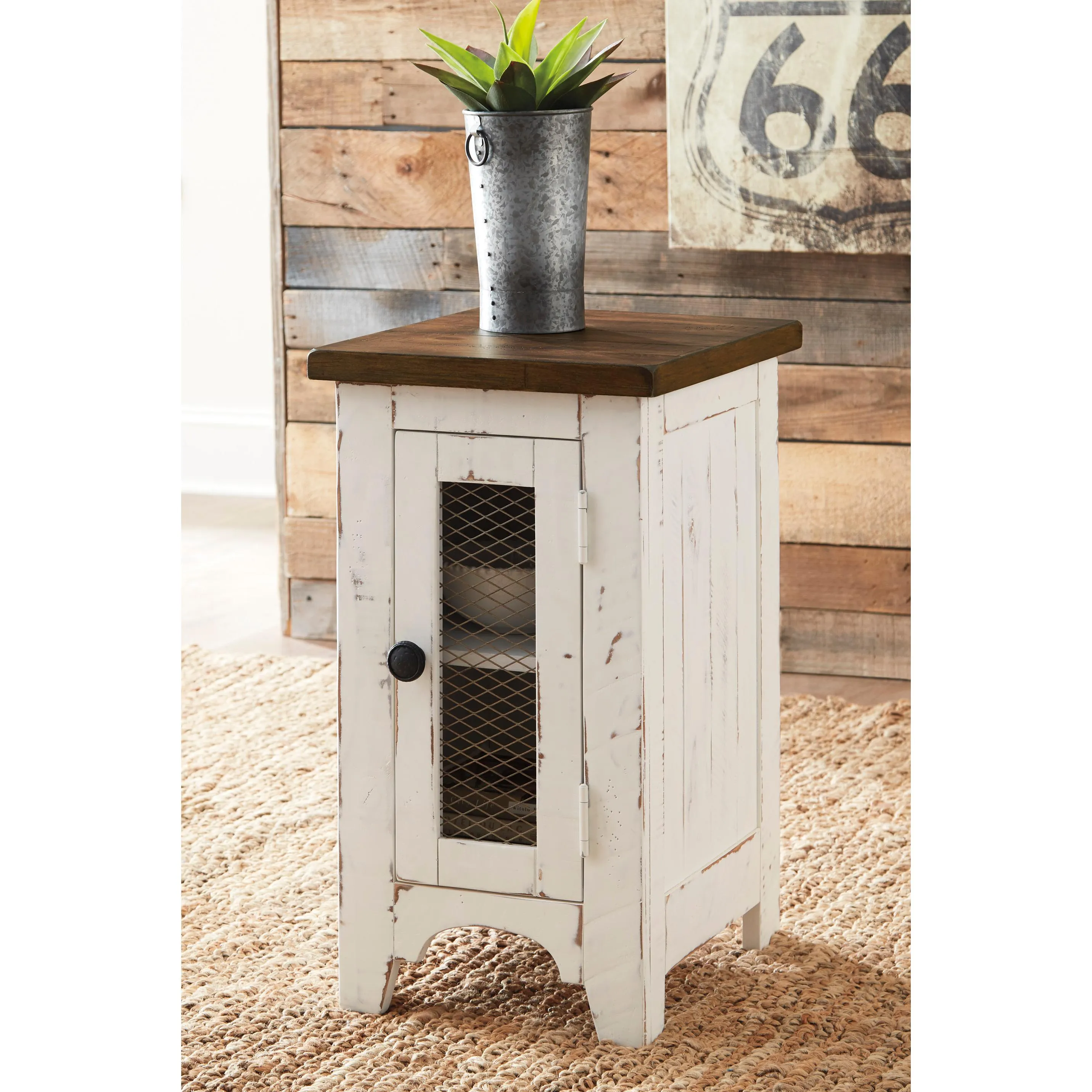 Signature Design by Ashley Wystfield Occasional Table Set T459-20/T459-7/T459-7