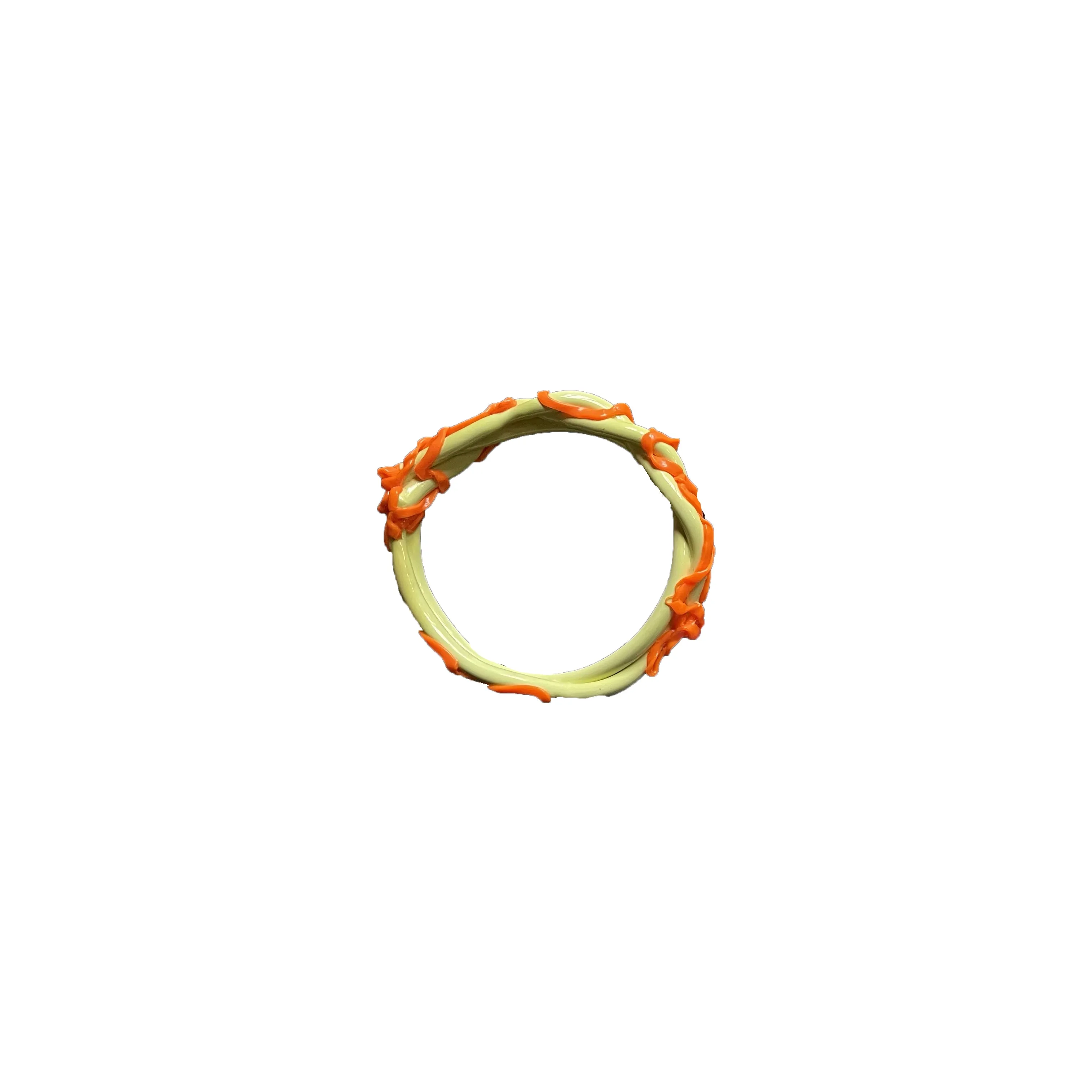 TWIZZLER BANDS