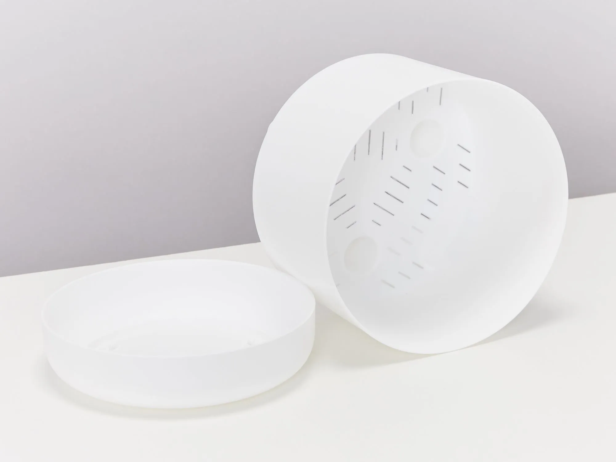 White Self-Watering Pots 250mm